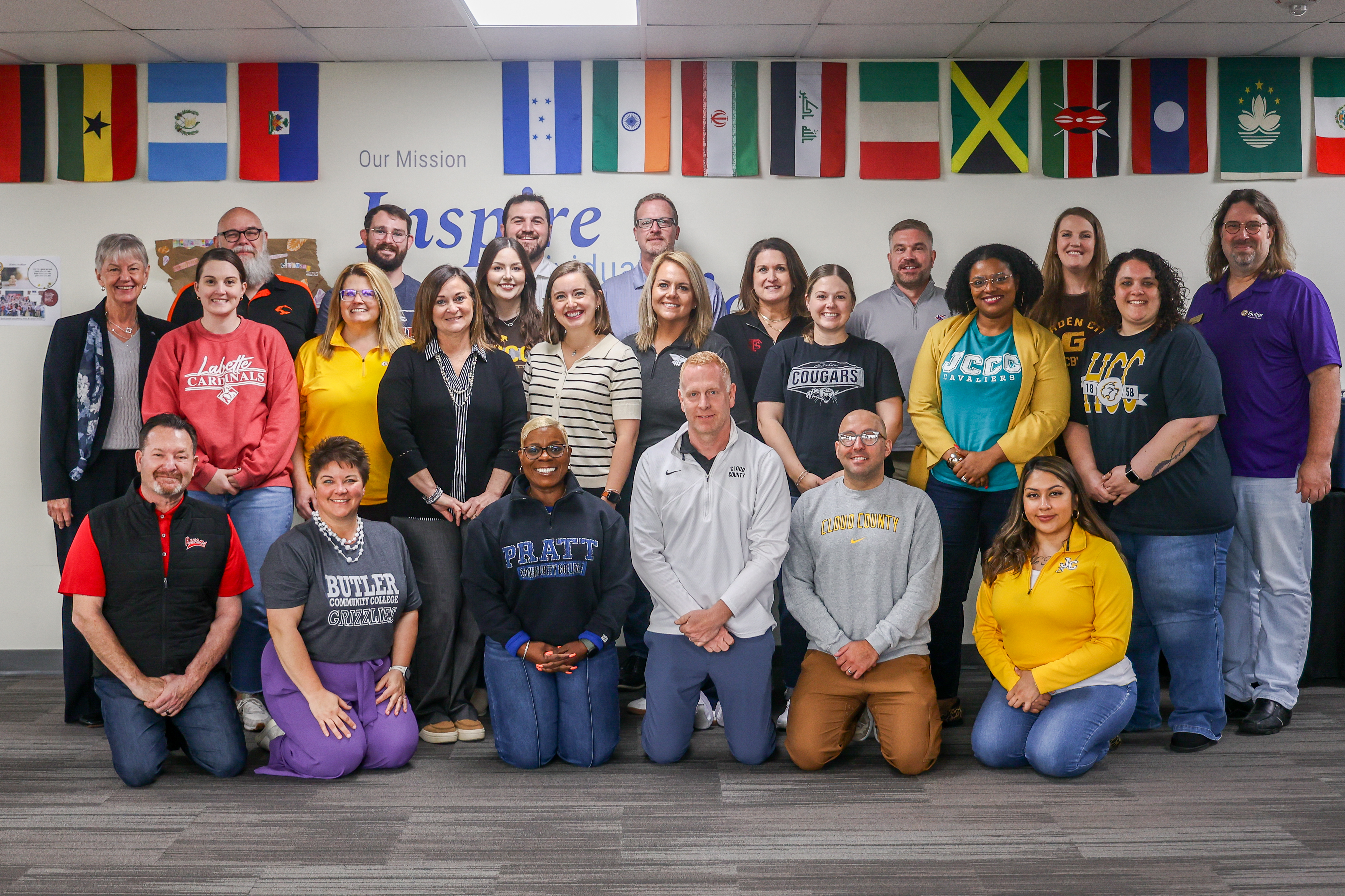 Group photo of KCCLI group.